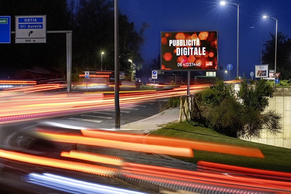 Spazio pubblicità digitale su strada